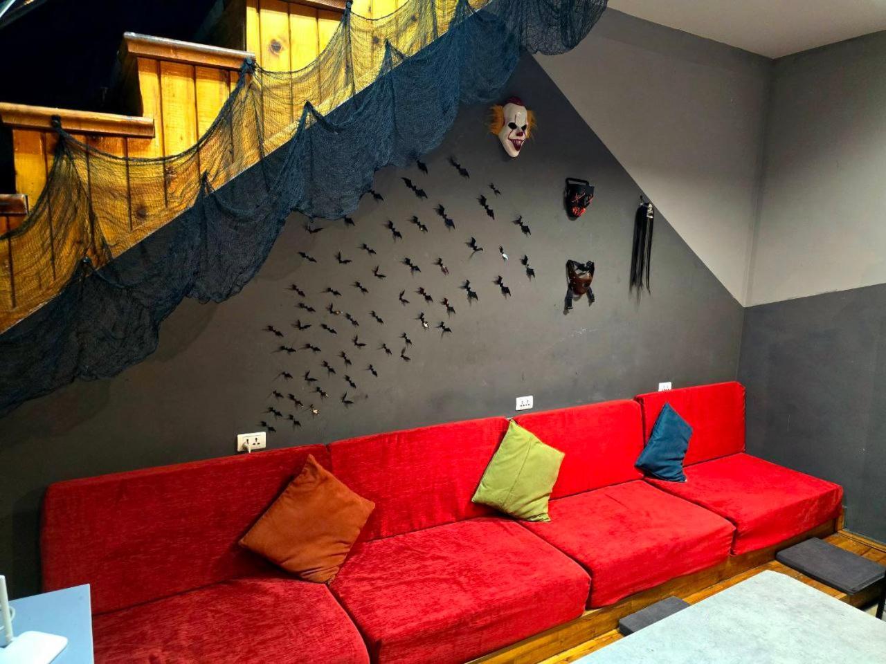 Scary Hostel Tiflis Exterior foto